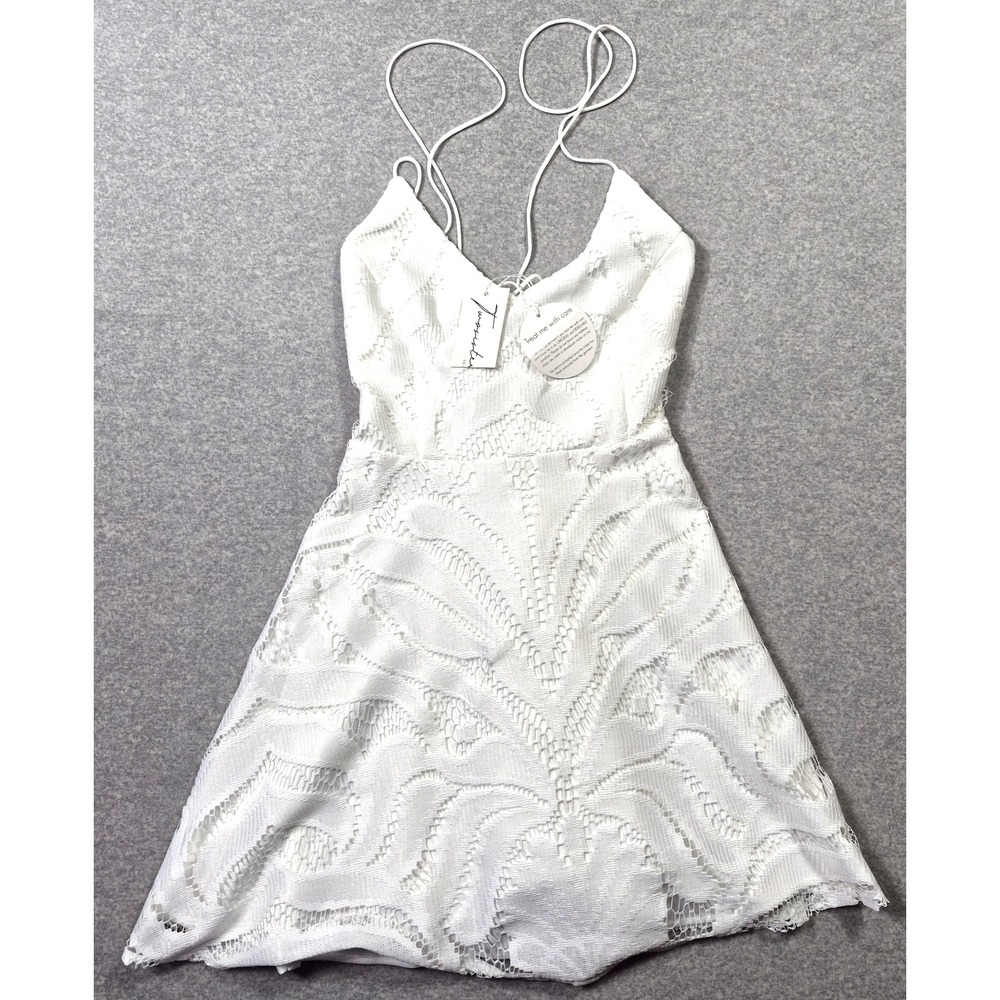 Twosisters The Label The Laurie Dress White Lace Size 4 NWT Crochet Wedding Mini